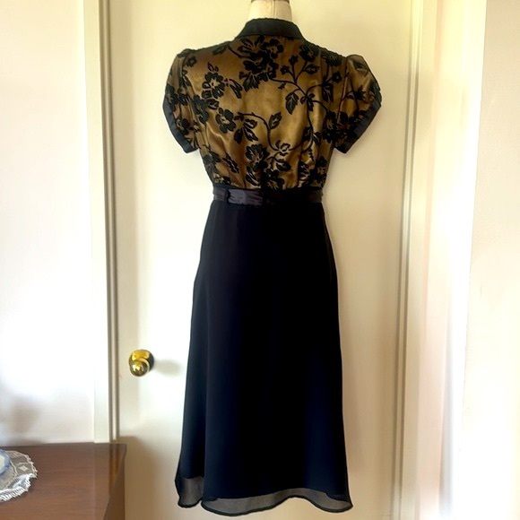 💕Robbie Bee Elegant Black and Gold Dance Dress 12 EUC - Picture 7 of 12